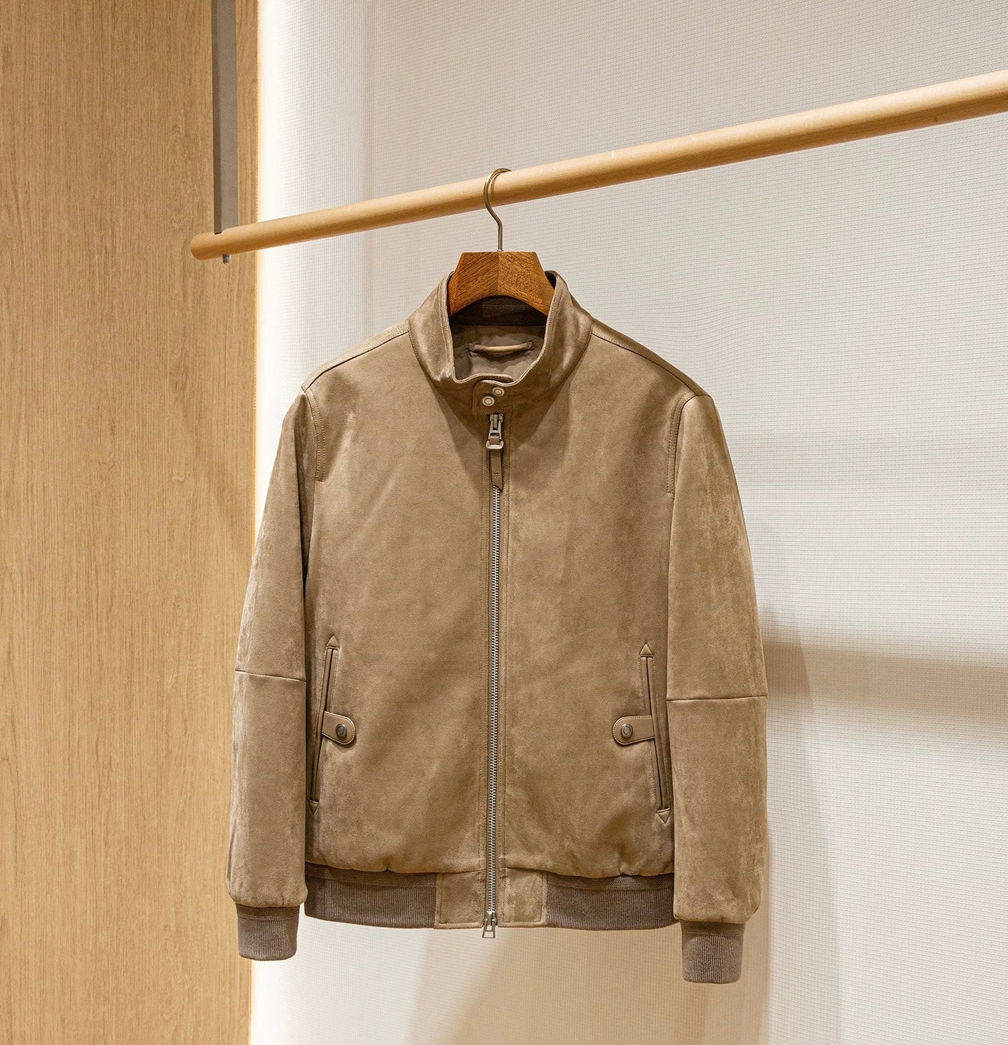 Köda | Suede Bomber Jacket