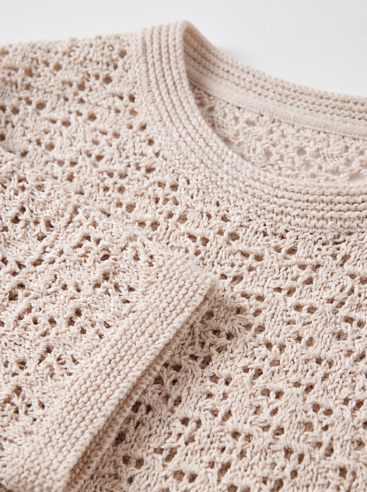 Cáleo Open Knit T-Shirt