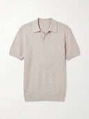 Man wearing the VAËL Isídro slim-fit knit polo in oat