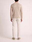 Man wearing the VAËL Avélio slim knit overshirt
