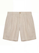 Man wearing the VAËL Lorenzó tailored linen shorts