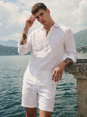 Man wearing the VAËL Matéo half-placket linen shirt in white